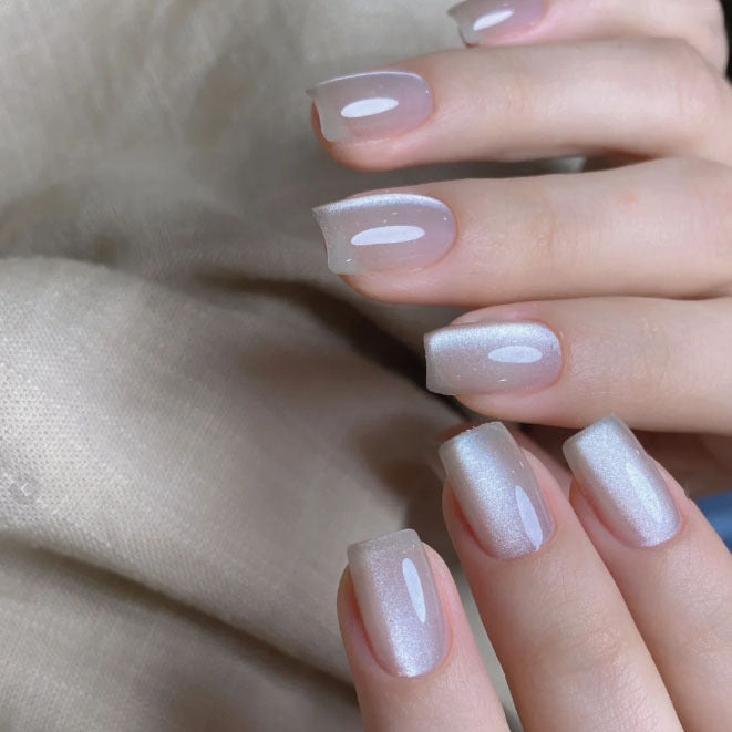 Elegant Short Press-On Nails Stornfield