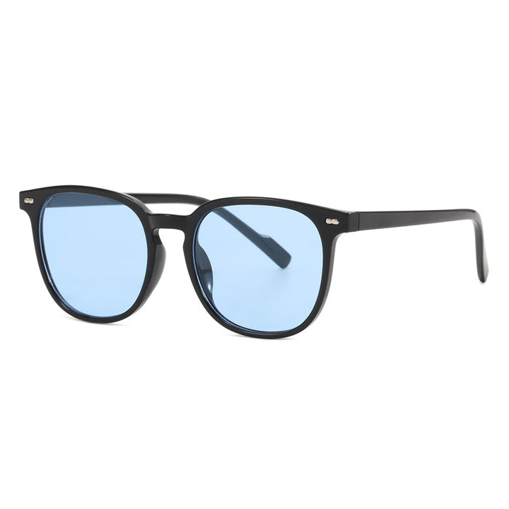 Ladies fashionable sunglasses with robust plastic frame and high-quality UV protection Stornfield