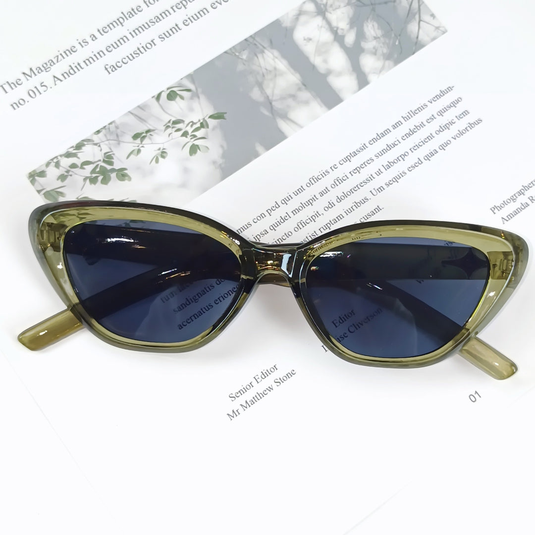 Retro Inspired Cat-Eye Sunglasses Stornfield