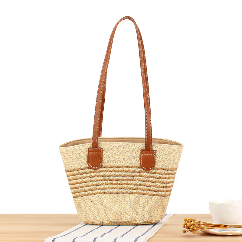 Beach bag with Stylish Woven Design and High-Quality Vegan Leather Handles Stornfield