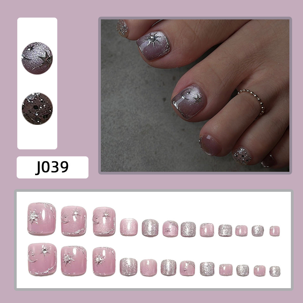 Nail art set with silver star and glitter accents Stornfield