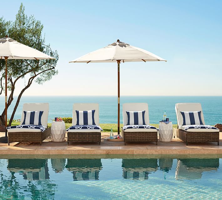 Square striped outdoor cushion cover made of weather-resistant polyester with concealed zipper Stornfield