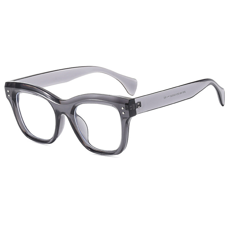 Ladies fashionable sunglasses with distinctive, angular frame Stornfield
