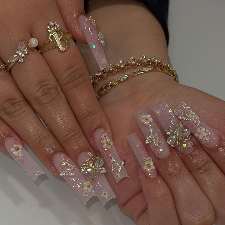 Acrylic Nail Set with Elegant 3D Flowers and Glitter Details Stornfield