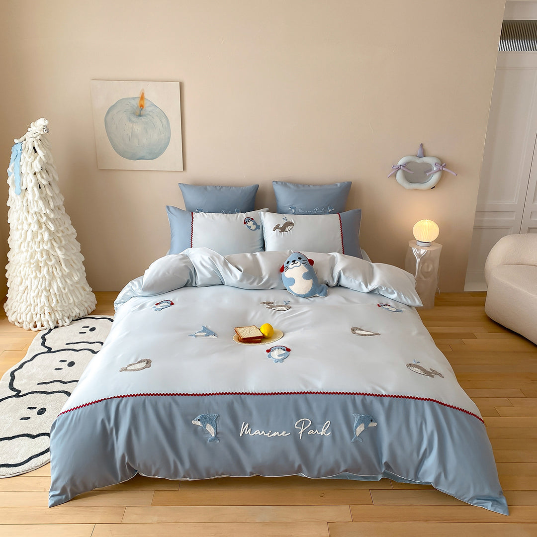 [Unisex] Marine Embroidered Cotton Sateen Duvet Cover Bedding Set with Pillowcases and Plush Seal Cushion