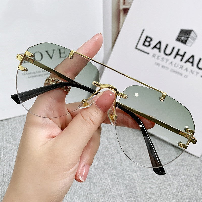 Ladies trendy sunglasses in elegant, polygonal design Stornfield