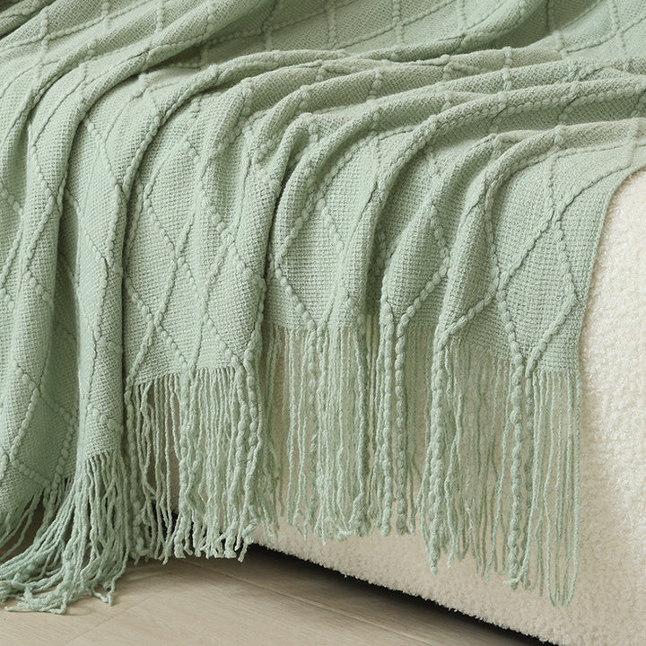 Women Elegant and stylish living and cuddly blanket with fringes Stornfield