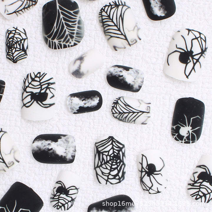 Spooky Spider-Themed Press-On Nails Stornfield