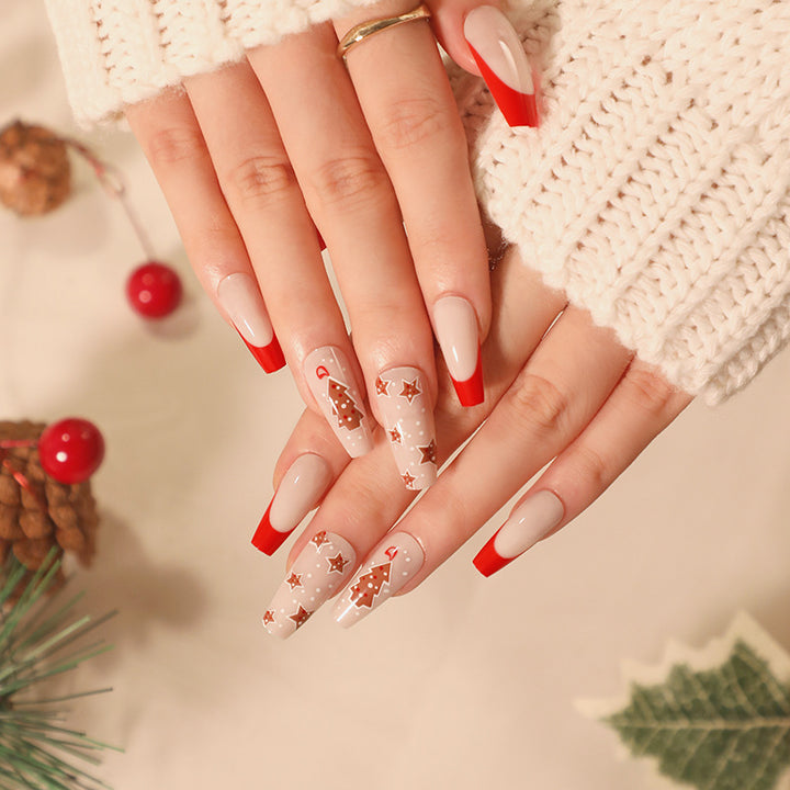 Artful Christmas nail art with original gingerbread motif Stornfield