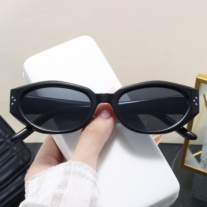 Ladies' trendy sunglasses with animal print and stylish frame Stornfield