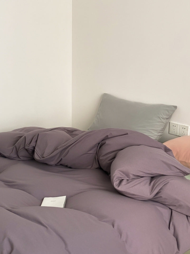 Bedding set made of soft cotton microfiber with quilted comforter