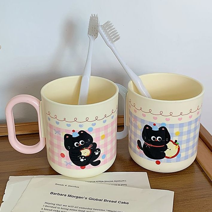 Coffee mug with cute cat design Stornfield