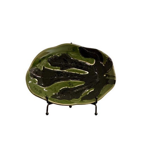 Decorative Leaf-Shaped Serving Board