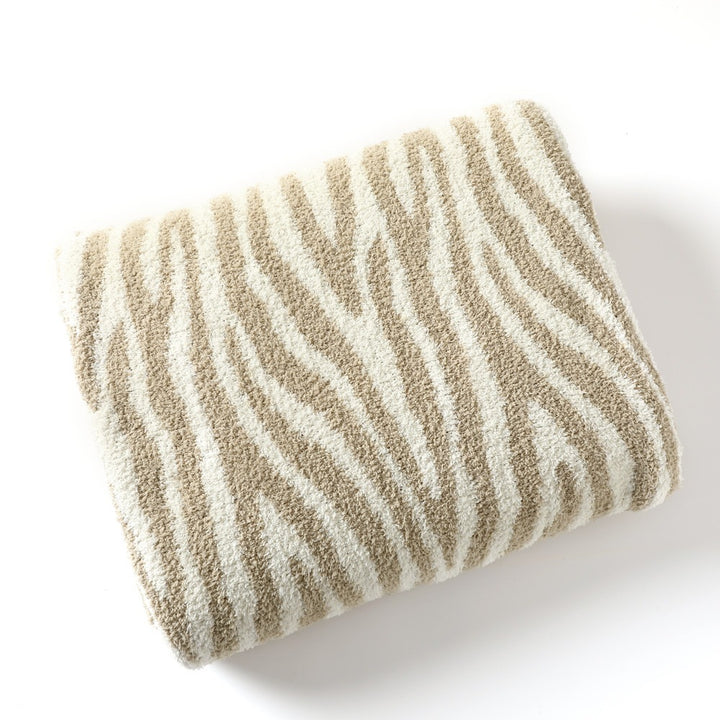 Houndstooth Patterned Throw Blanket