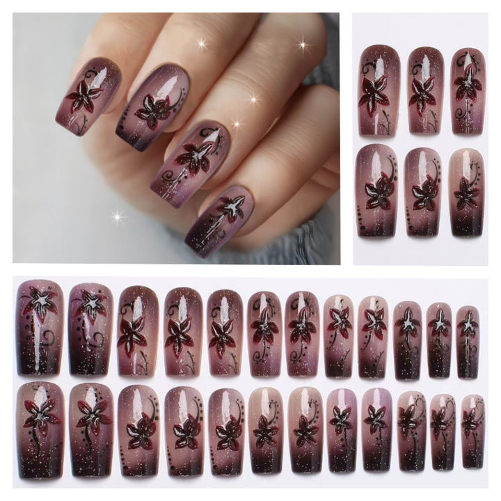Artificial nails with floral accents Stornfield