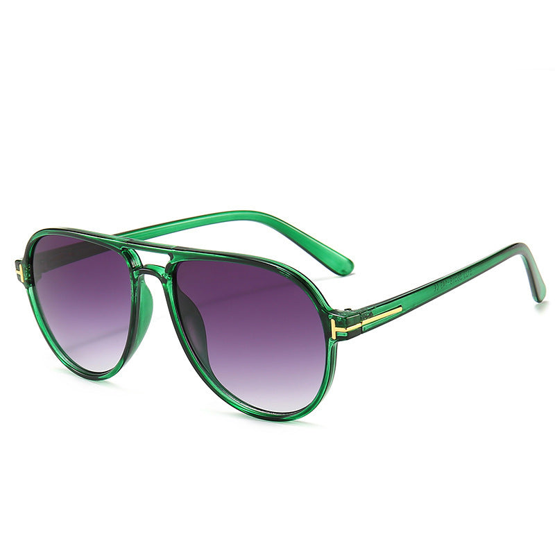 Elegant Aviator-Style Sunglasses Stornfield