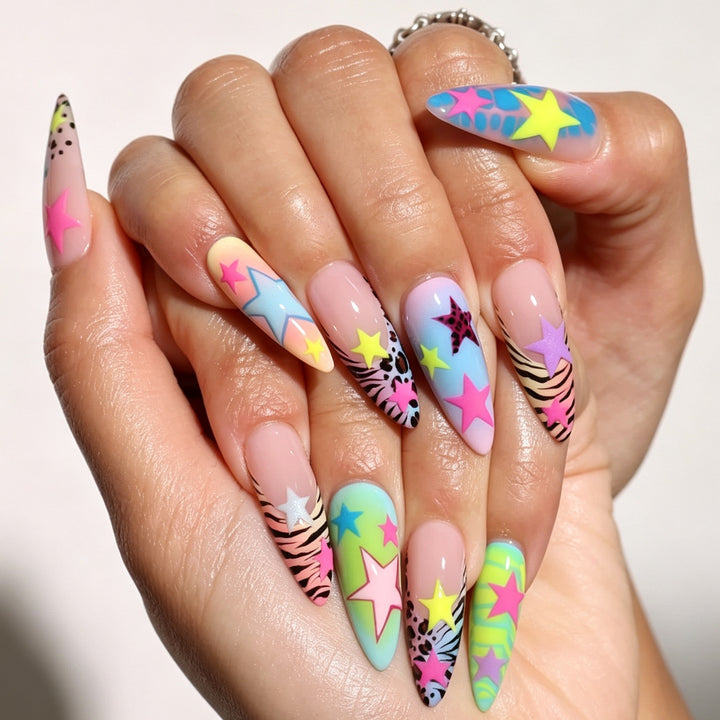 Artificial nail set with colorful 3D star designs Stornfield