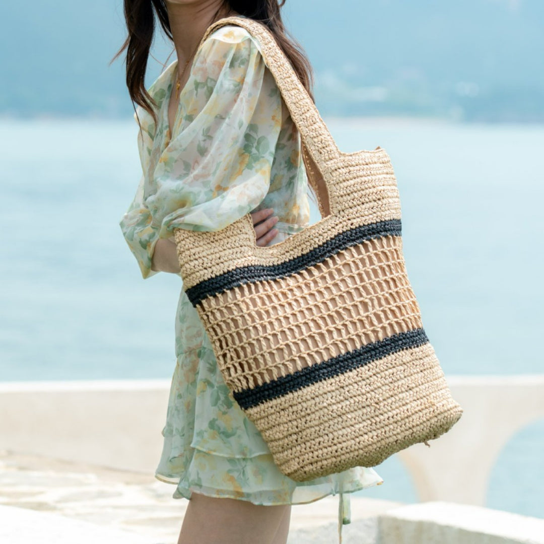 Handwoven tote bag with modern grid pattern Stornfield