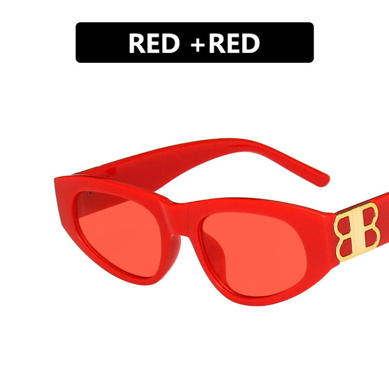Ladies stylish cat-eye sunglasses with modern leopard pattern Stornfield