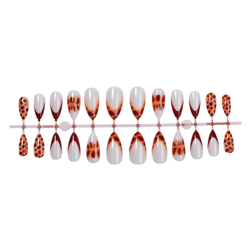 Fashionable Press-On Nail Art Set Stornfield