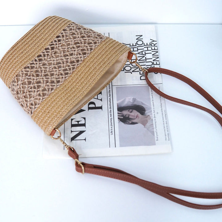 Shoulder bag with refined crochet and leather accents Stornfield