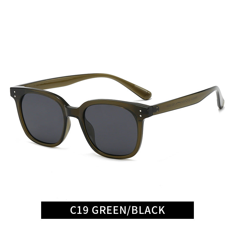 Women's fashionable sunglasses in elegant design with sturdy frame Stornfield