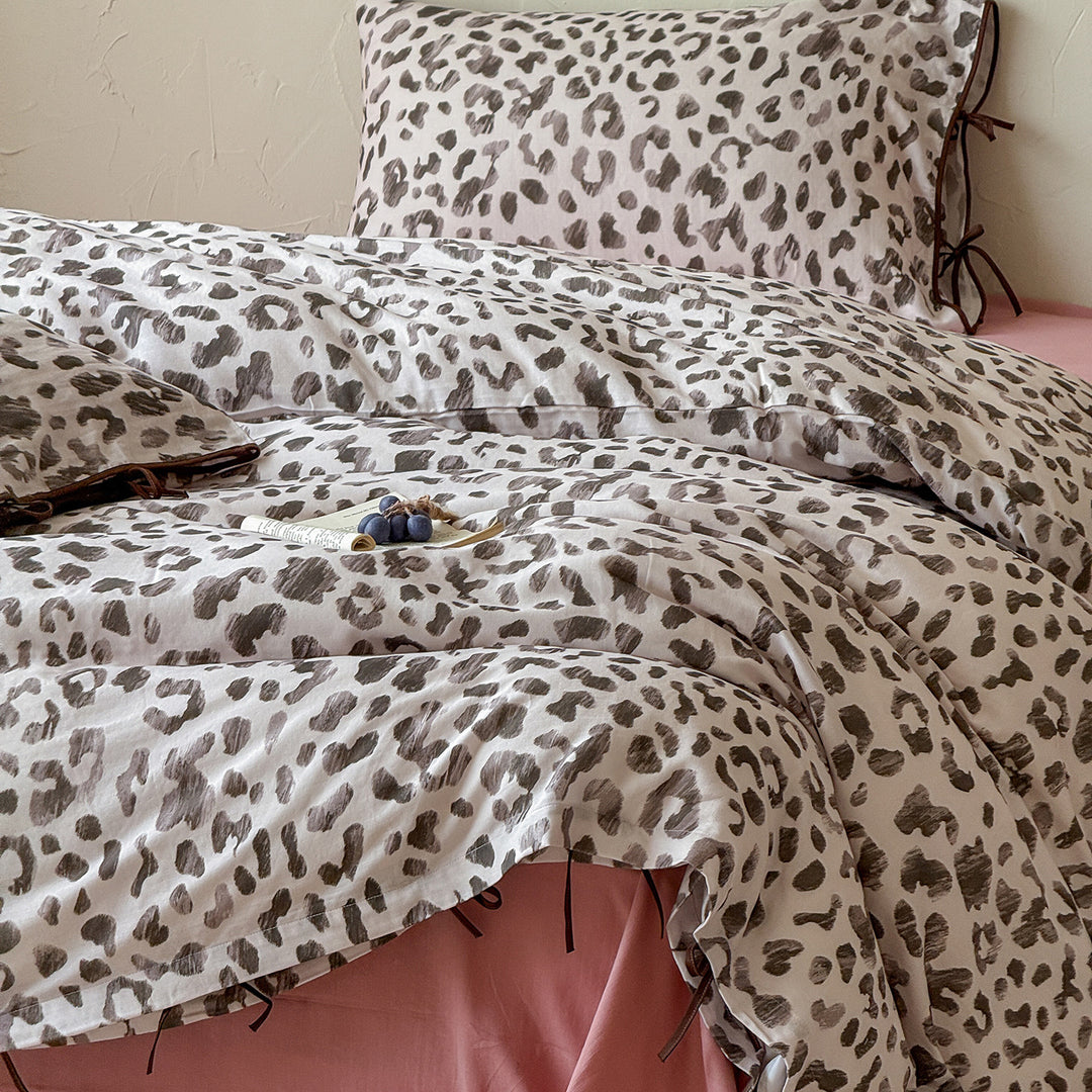 Patchwork Floral Cotton Percale Duvet Cover Set with Button Closure and Corner Ties