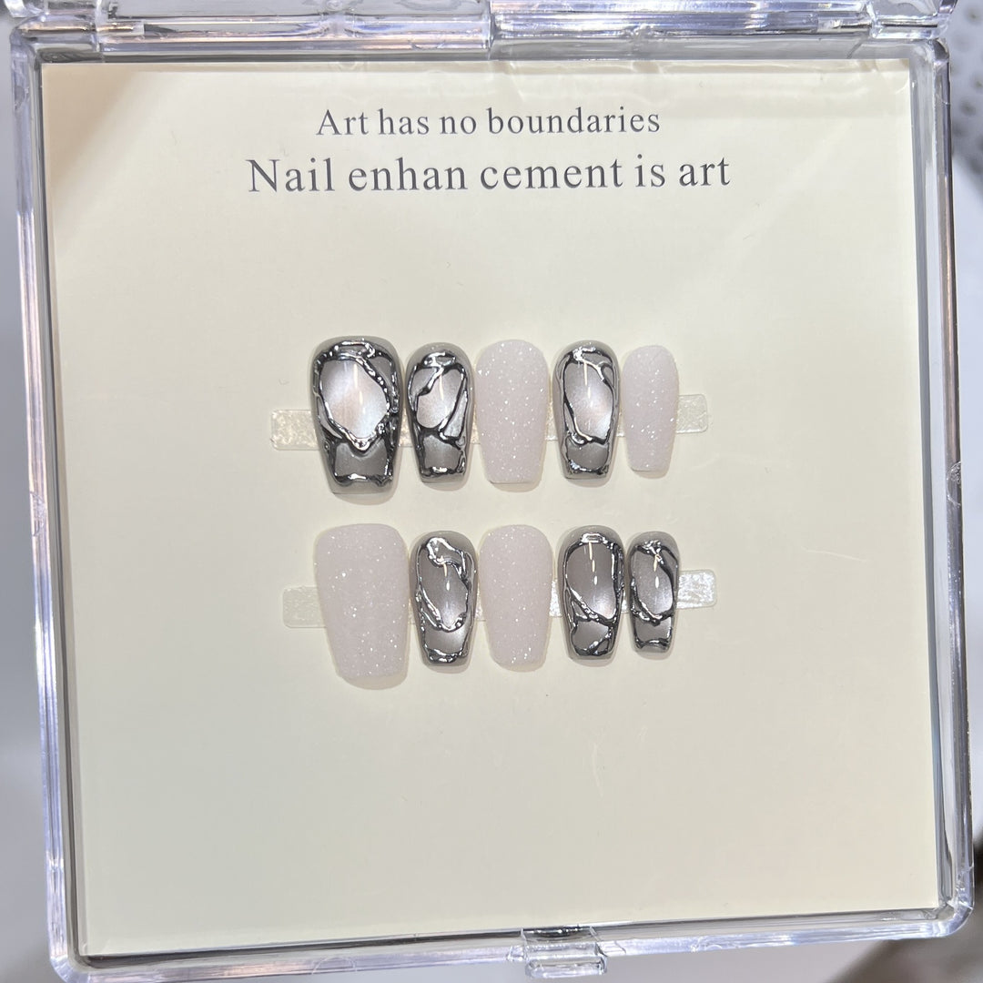 Elegant Acrylic Press-On Nail Art Set with Metallic Design Elements Stornfield