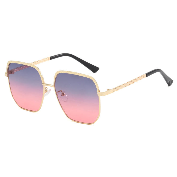 Ladies' fashionable sunglasses with square frame and stylish details Stornfield