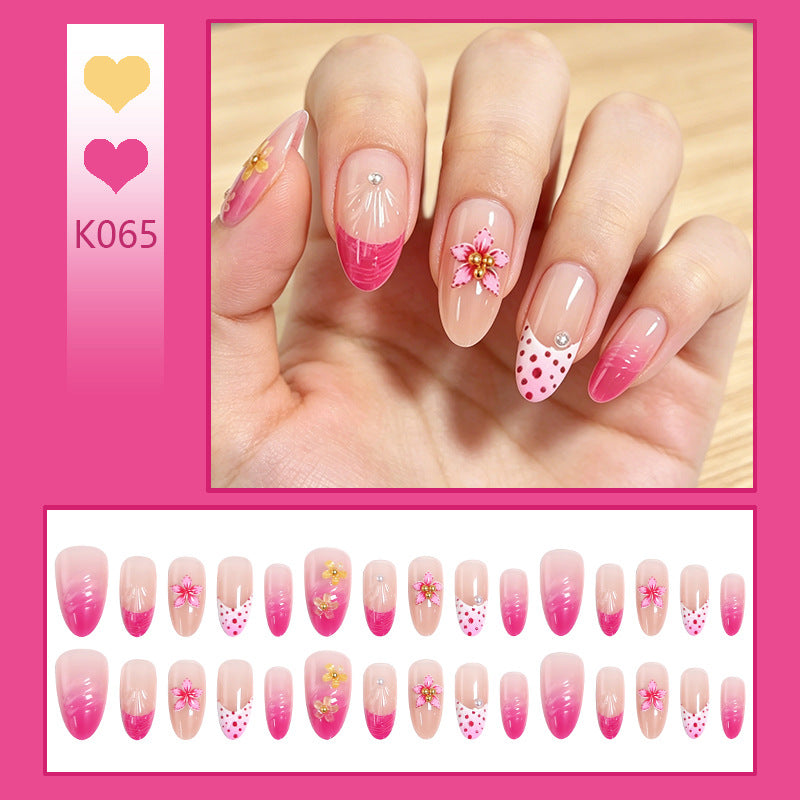 Nail art set with floral and elegant decorations Stornfield