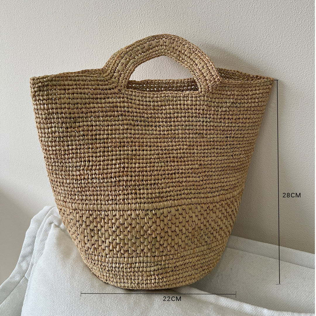 Handmade straw bag with fashionable striped pattern Stornfield
