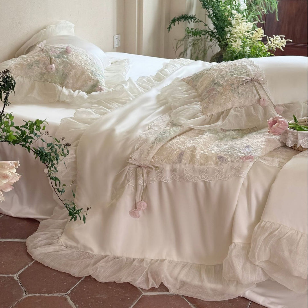 Luxurious Ruffled Bed Linen Set with Lace Trim and Pastel Flower Design
