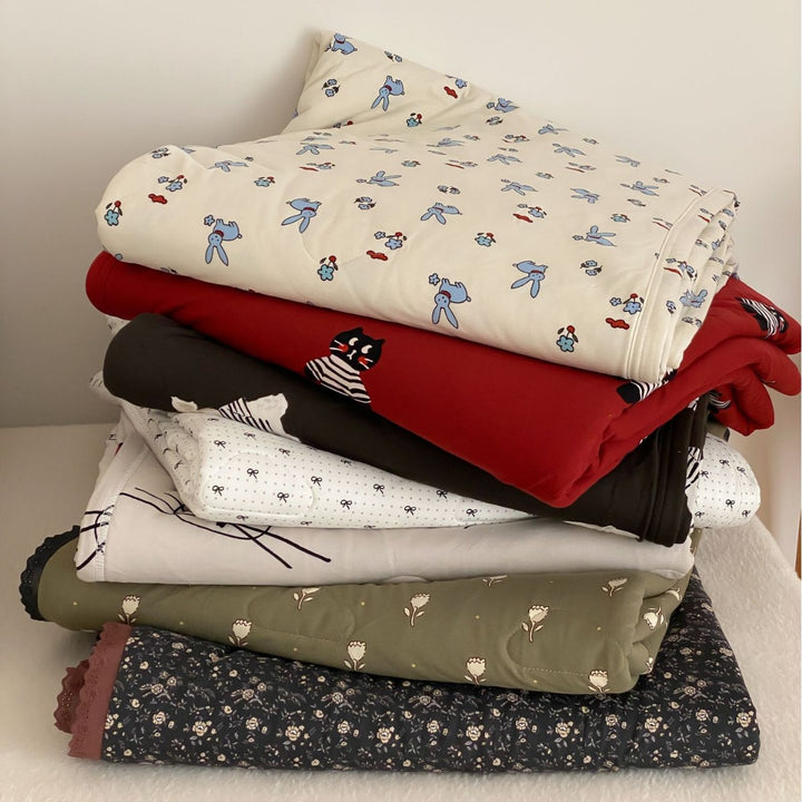 Quilted Comfort Comforter with Cute Cloud Dog Design