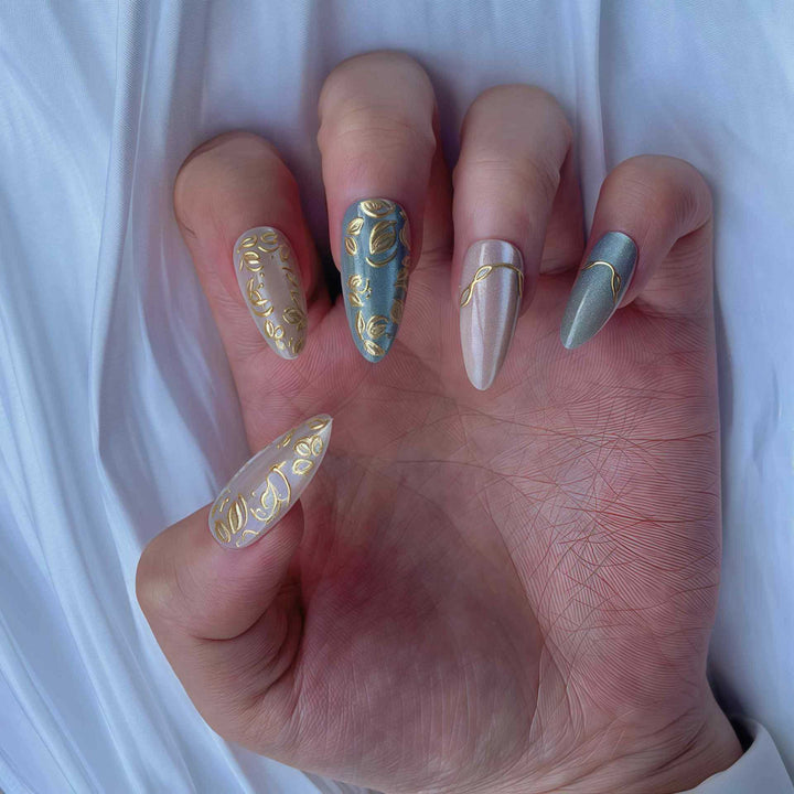 Artistic Stiletto Press-On Nail Set with Elegant Gold Accents Stornfield