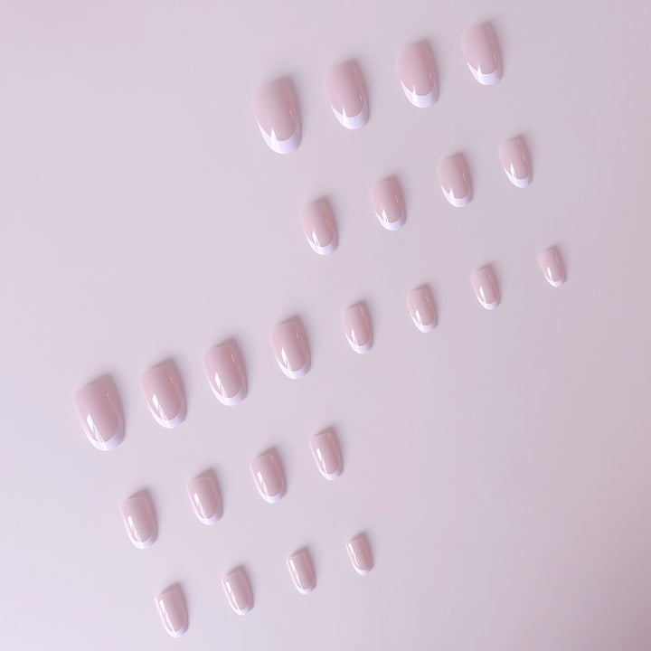 Artificial Nail Set in Elegant French-Style Stornfield