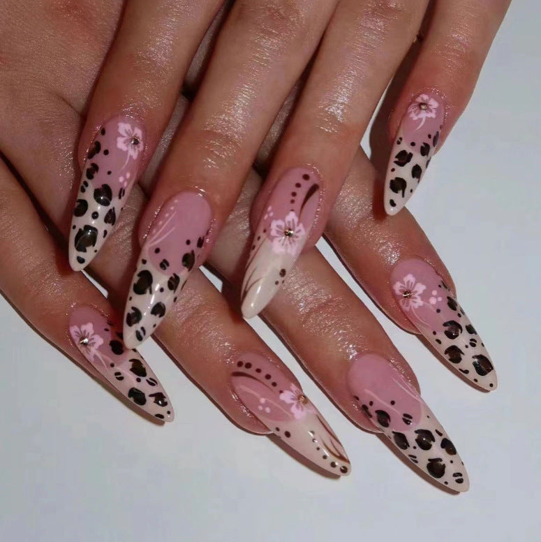 Designer Nail Art Stornfield