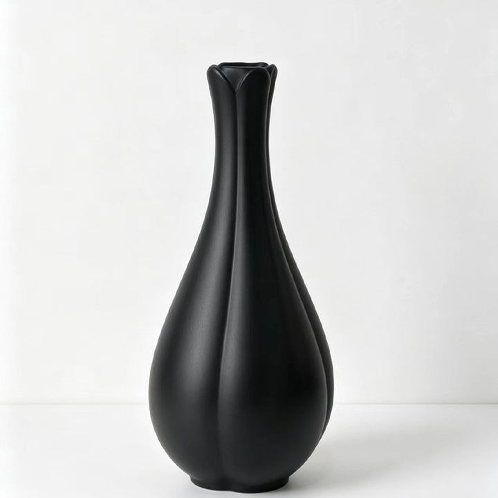 Elegant Minimalistic Tulip-Shaped Vase Stornfeild