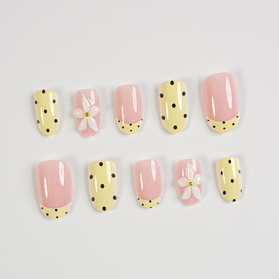 Artistic Press-On Nail Set