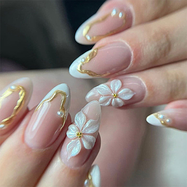Elegant Floral Design Press-On Nails Stornfield