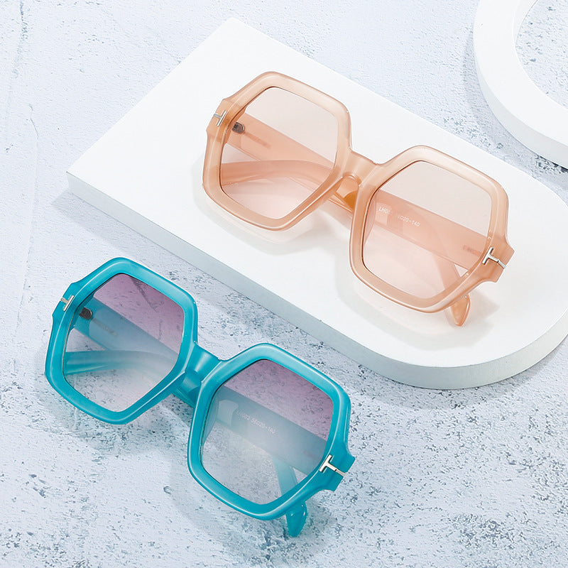 Stylish Oversized Hexagonal Sunglasses Stornfield