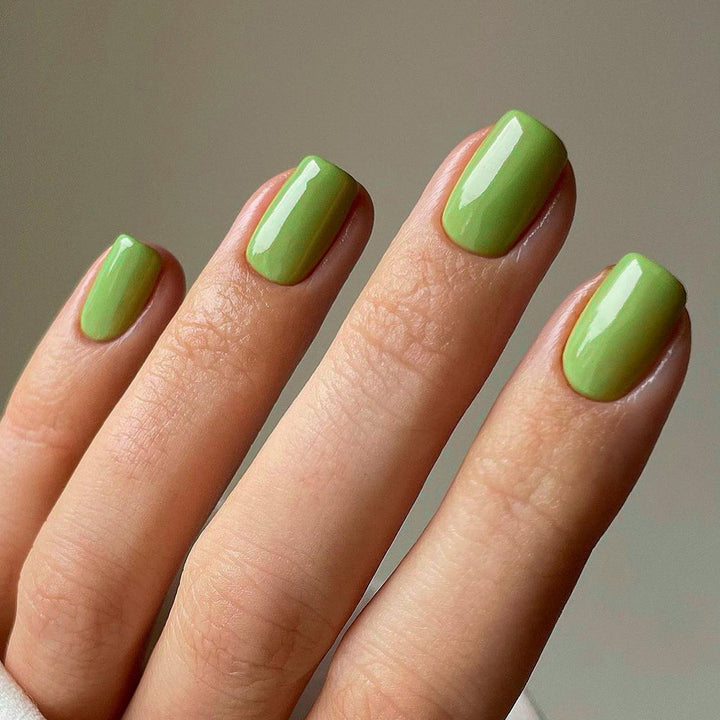 High-gloss nail art Stornfield