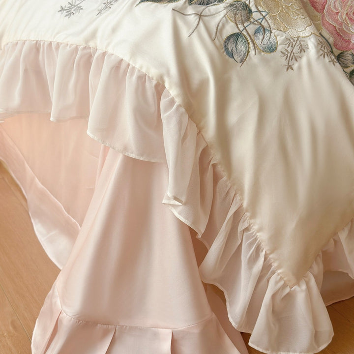Rose-Embroidered Ruffled Satin-Feel Duvet Cover Ensemble with Decorative Frill and Pillow Shams