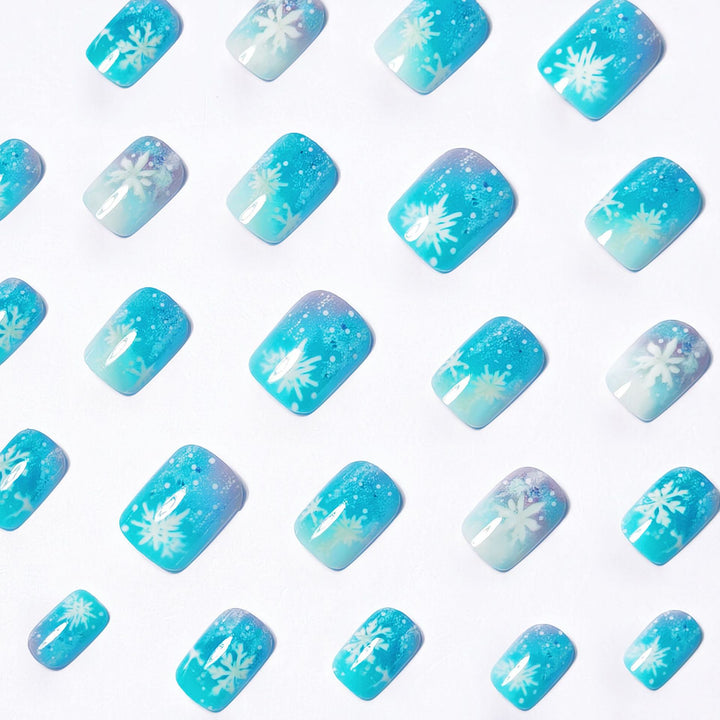 Artificial nails with winter snowflake design Stornfield
