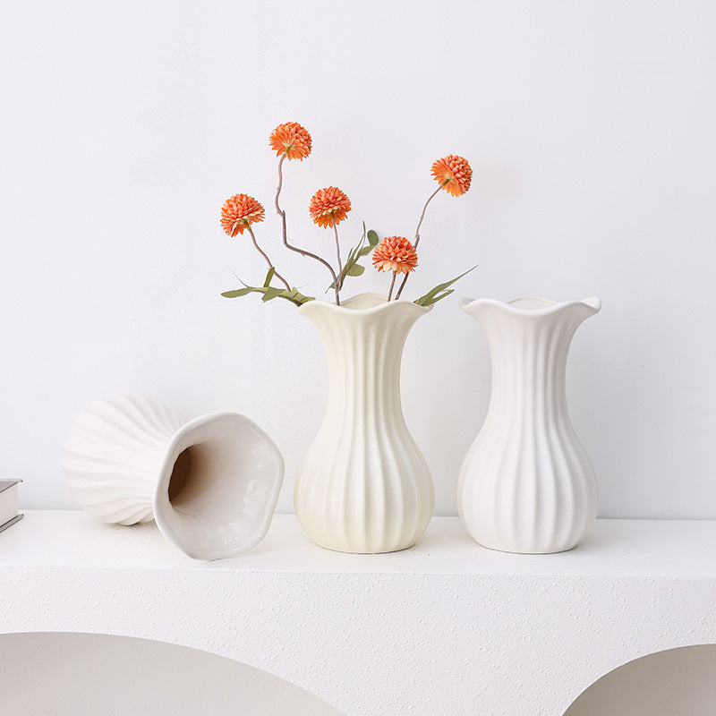 Elegant Ribbed Ceramic Flower Vase
