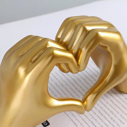 Decorative Heart-Hand Statue Stornfield