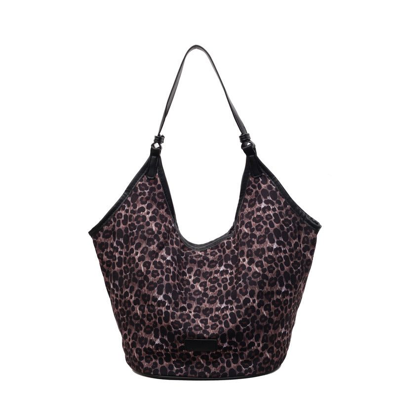 Casual Leopard Print Hobo Bag Stornfield