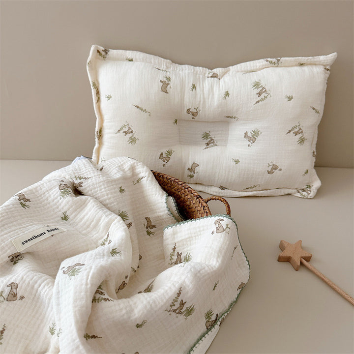 Unisex Mull blanket with cute bear design Stornfield