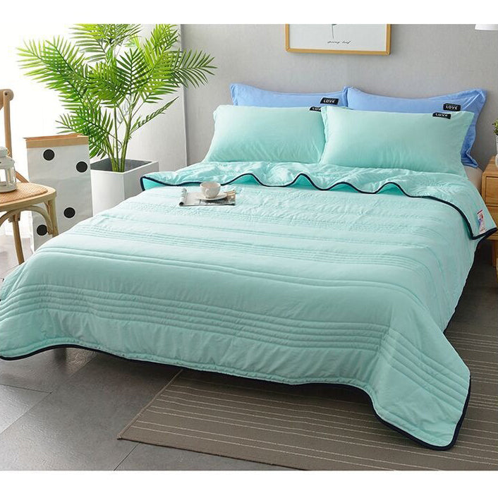 Lightweight Summer Cool Comforter Ultra Cozy Soft Blanket | Stornfield