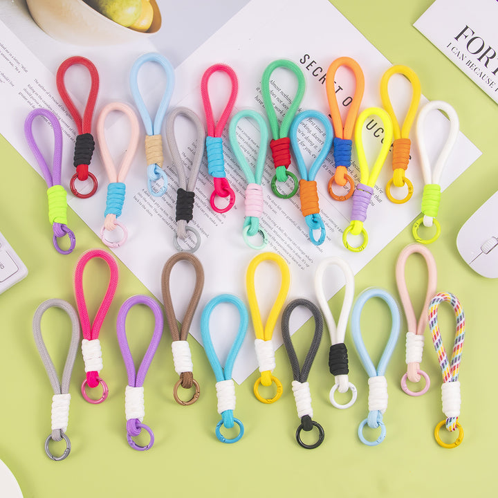 Versatile Paracord Keychain Holder Stornfield