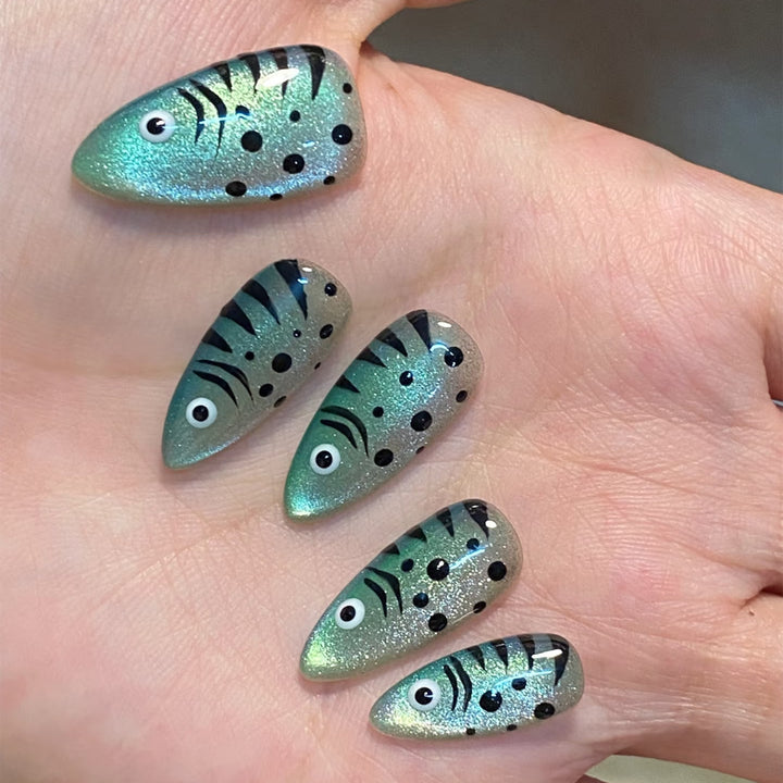 Artificial Nails in Creative Fish Design Stornfield